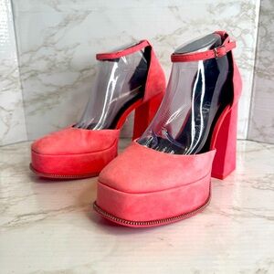 Gianni Bini OTTEN Suede Ankle Strap Platform Pumps Size 6.5 M Barbie cute girly